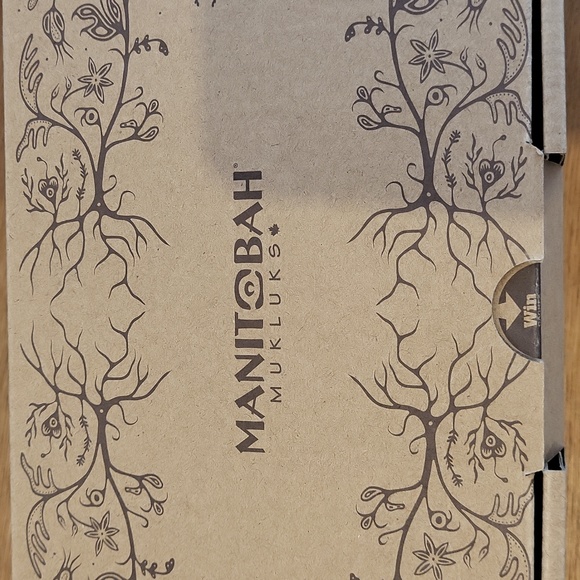 Manitoba Muklucks - Picture 7 of 7